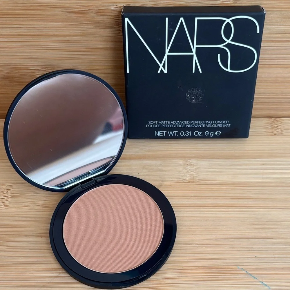 Brand New NARS Soft Matte Advanced Perfecting Powder Offshore Multi-Purpose